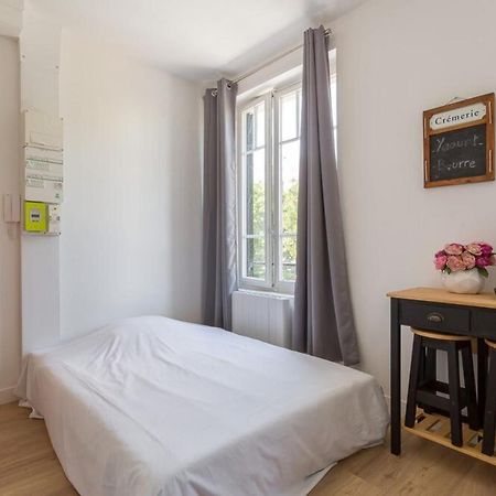Studio Near Metro And Universities - Lyon 7 Bagian luar foto