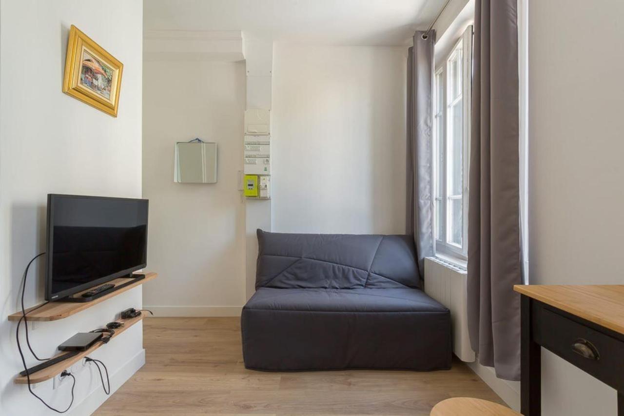 Studio Near Metro And Universities - Lyon 7 Bagian luar foto